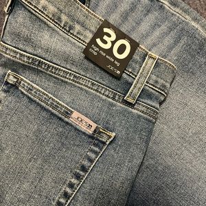 Joe’s high-rise wide leg crop in size 30. Raw cut hem.  new with tags.